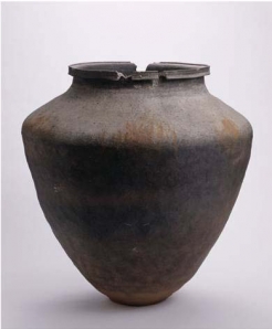 陶製甕（※写真は古代出雲歴史博物館が作成した複製品）