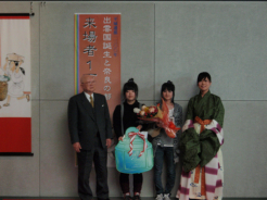 記念写真　最右はアテンダント
