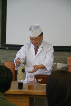 旭日単光章を受章された安田政男先生