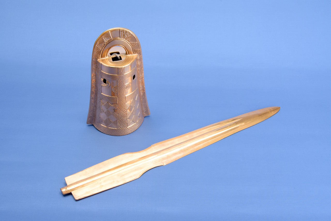 銅剣・銅鐸の復元品