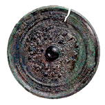 Bronze mirror inscribed with the date A.D. 239(the Kanbara-shrine mounded tomb)(important cultural property)